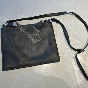 Inzi Leather Bag with Chain Detail